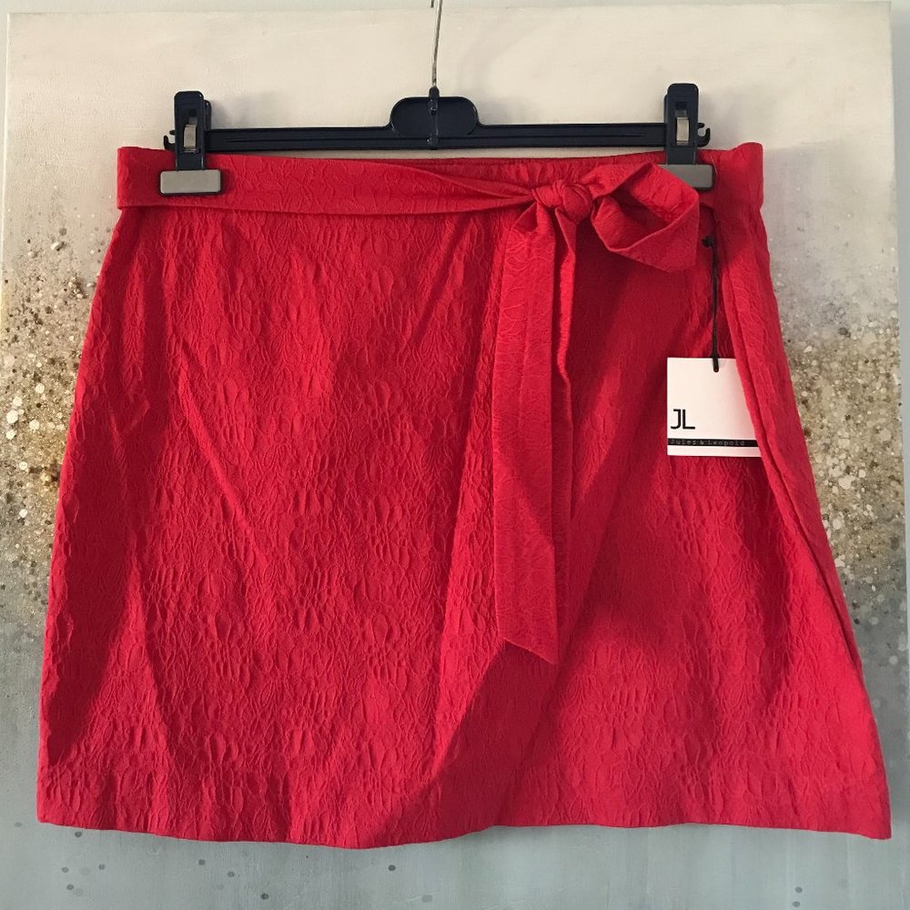🇨🇦 Jules & Leopold Textured Floral Skirt (NWT)